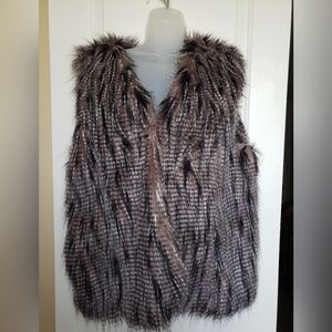 Coffeeshop Chic Faux Fur Vest in Black and Brown sz XL like new no flaws